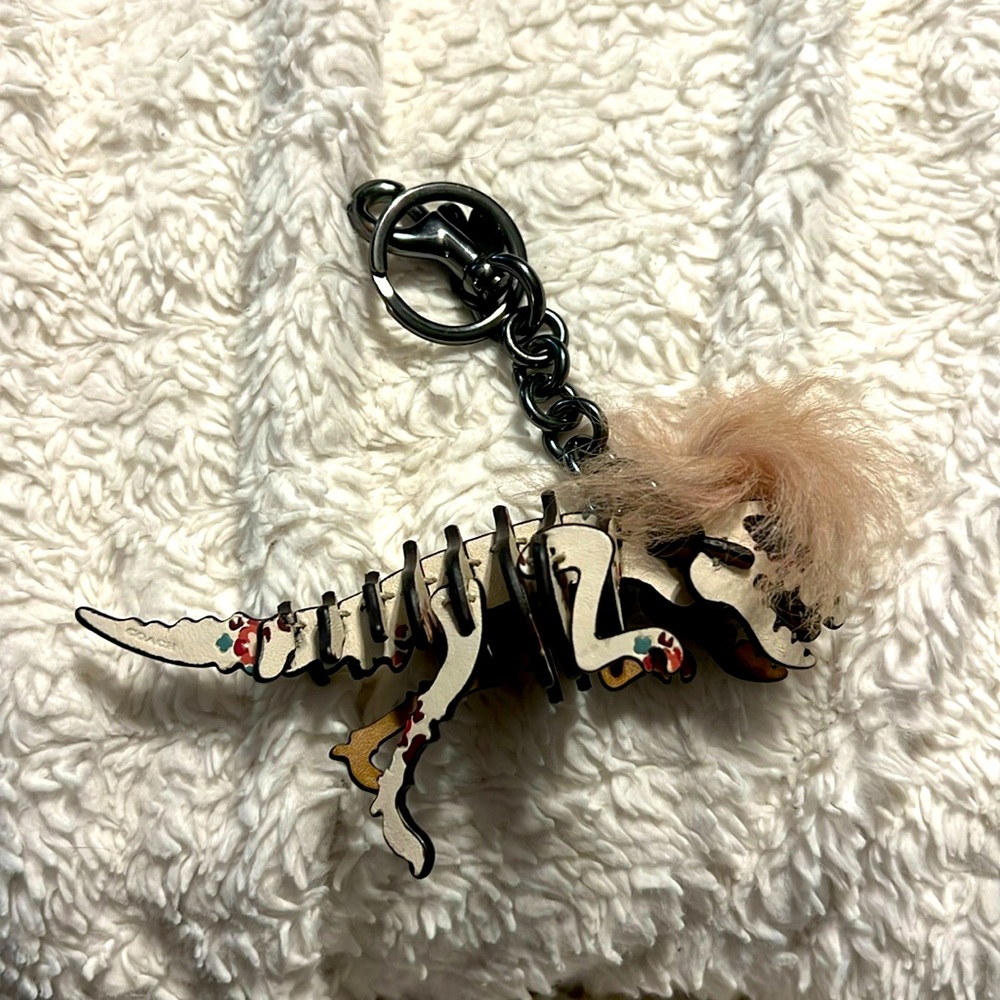 Chalk Coach Rexy key fob with mohawk